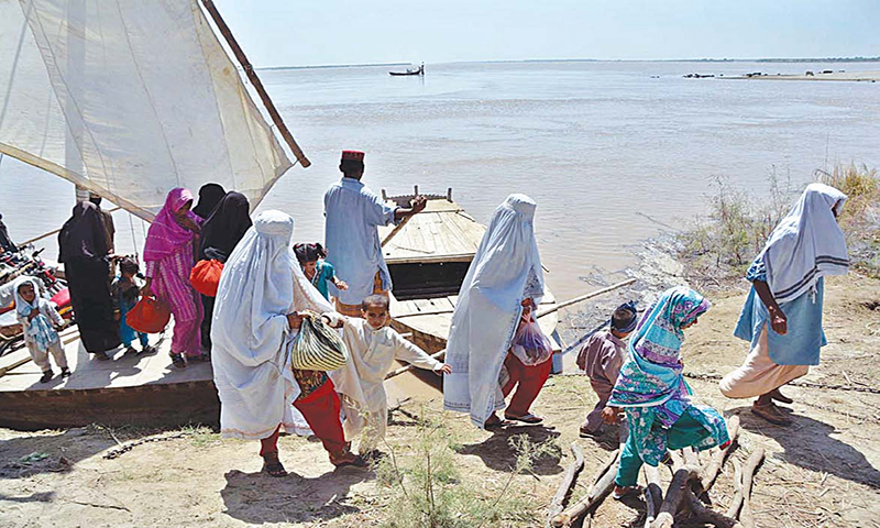 Flood peak enters Sindh